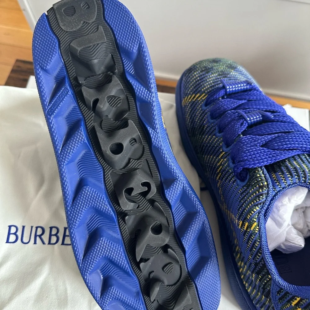 Burberry Checkered Knitted Men’s Sneakers - Picture 5 of 5